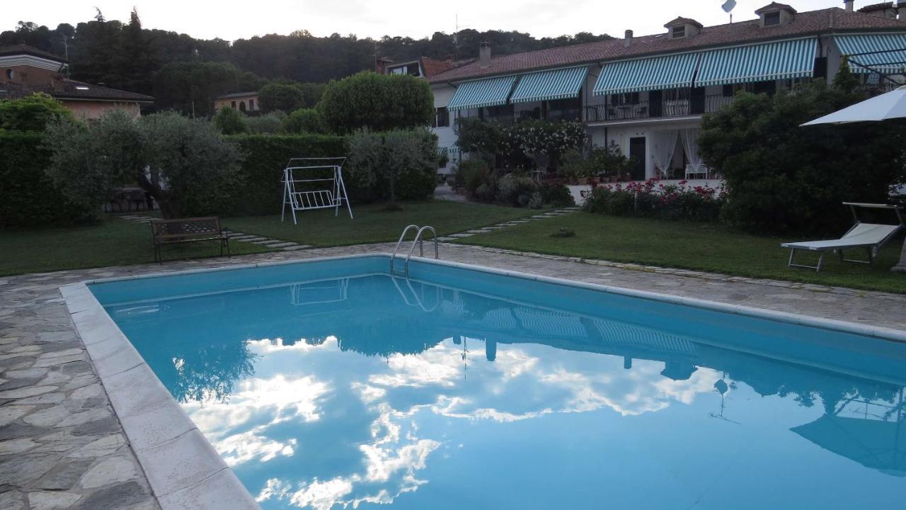 Il Gelso Di Barcuzzi Lonato Exterior photo