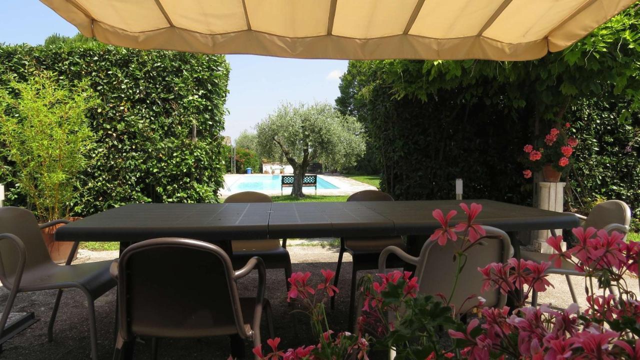 Il Gelso Di Barcuzzi Lonato Exterior photo