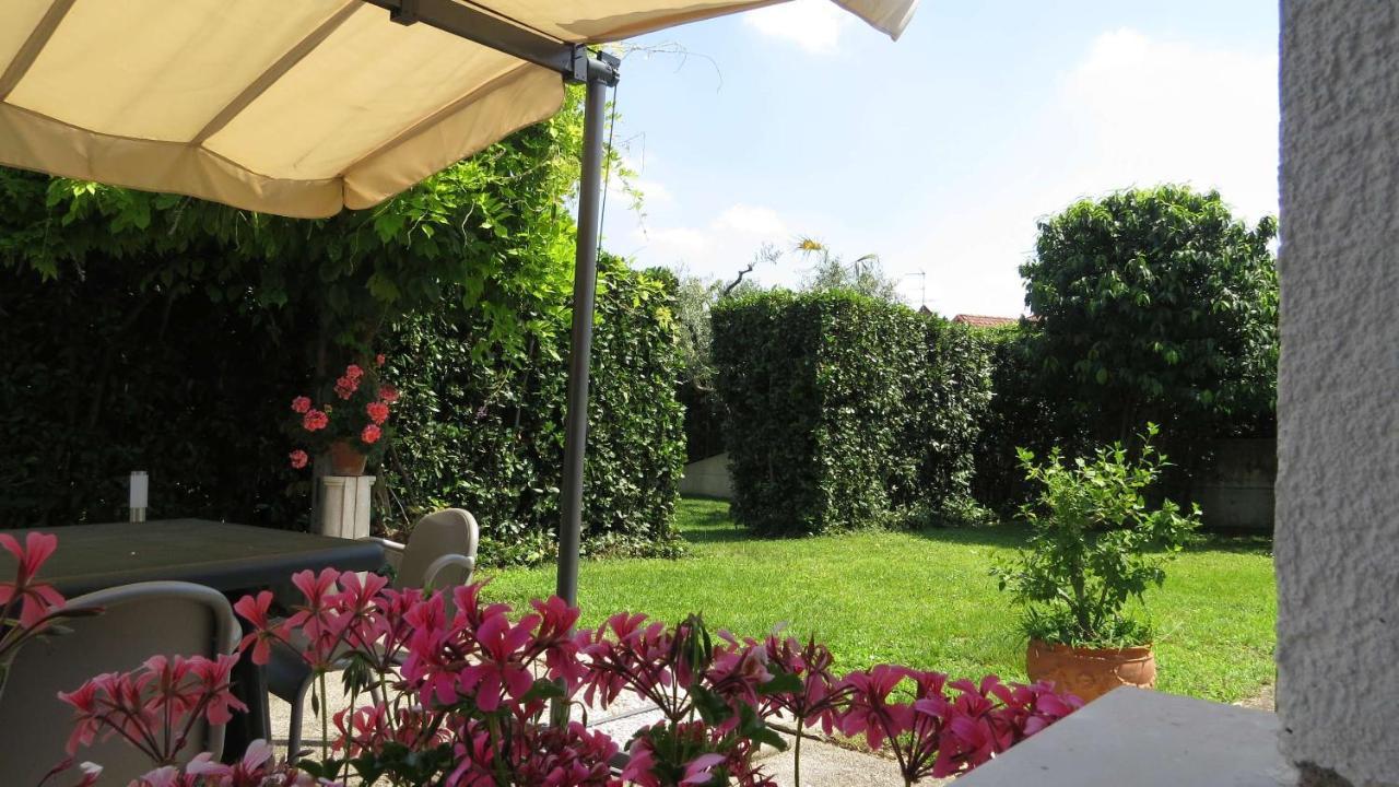Il Gelso Di Barcuzzi Lonato Exterior photo