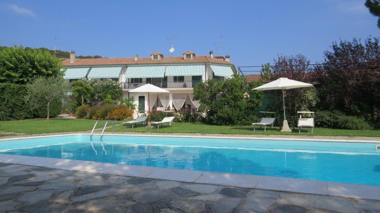 Il Gelso Di Barcuzzi Lonato Exterior photo